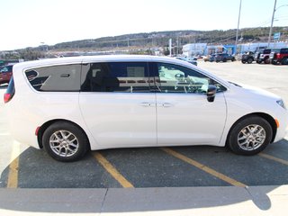 2025 Chrysler Grand Caravan SXT in St. John's, Newfoundland and Labrador - 4 - w320h240cpx