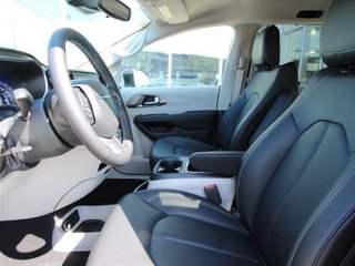 2023  Pacifica TOURING L in St. John's, Newfoundland and Labrador - 5 - w320h240cpx