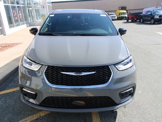 2025 Chrysler Pacifica SELECT AWD in St. John's, Newfoundland and Labrador - 5 - w320h240cpx