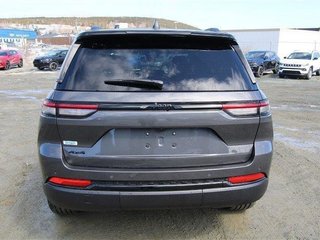 2024  Grand Cherokee ALTITUDE in St. John's, Newfoundland and Labrador - 3 - w320h240cpx