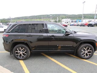 2024  Grand Cherokee LIMITED in St. John's, Newfoundland and Labrador - 4 - w320h240cpx