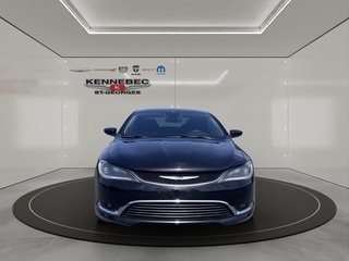 Chrysler 200 Limited 2015 à Saint-Georges, Québec - 2 - w320h240cpx