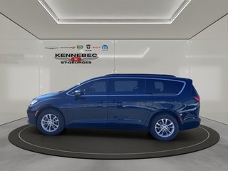 2022 Chrysler Pacifica Touring in Saint-Georges, Quebec - 5 - w320h240cpx