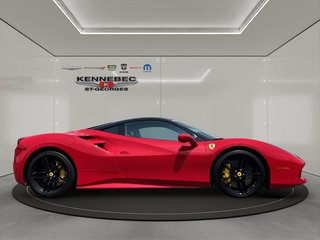 2017 Ferrari 488GTB in Saint-Georges, Quebec - 2 - w320h240cpx
