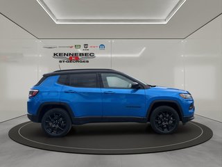 2023 Jeep COMPASS LATITUDE LUX in Saint-Georges, Quebec - 2 - w320h240cpx