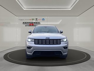 Jeep GRAND CHEROKEE LAREDO  2021 à Saint-Georges, Québec - 4 - w320h240cpx