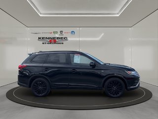 2020 Mitsubishi OUTLANDER LIMITED in Saint-Georges, Quebec - 2 - w320h240cpx