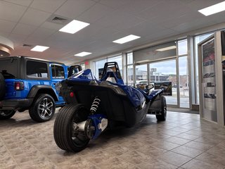 Polaris SLINGSHOT SL  2016 à Saint-Georges, Québec - 5 - w320h240cpx