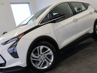 Chevrolet Bolt EV LT CLIMATISEUR - APPLECARPLAY 2023 à St-Jean-Sur-Richelieu, Québec - 2 - w320h240cpx