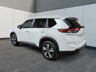 2024 Nissan Rogue SV AWD TOIT-PANORAMIQUE in Sherbrooke, Quebec - 4 - w320h240cpx