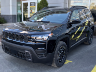 2026 Jeep Cherokee LAREDO in Mont-Tremblant, Quebec - 3 - w320h240cpx
