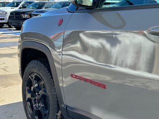 2024  Compass TRAILHAWK in Mont-Tremblant, Quebec - 3 - w320h240cpx