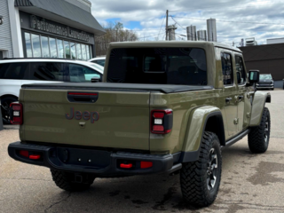 2026 Jeep Gladiator RUBICON in Mont-Tremblant, Quebec - 3 - w320h240cpx