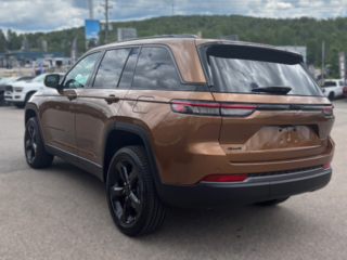 2026 Jeep Grand Cherokee LIMITED in Mont-Tremblant, Quebec - 5 - w320h240cpx
