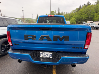 Ram 1500 Classic Express 2023 à Mont-Tremblant, Québec - 4 - w320h240cpx