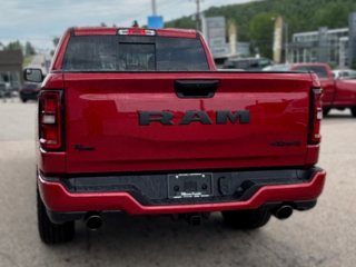 2026 Ram 1500 EXPRESS in Mont-Tremblant, Quebec - 3 - w320h240cpx
