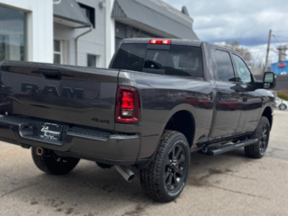 2026 Ram 2500 BLACK EXPRESS in Mont-Tremblant, Quebec - 3 - w320h240cpx