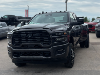 2026 Ram 3500 BIG HORN in Mont-Tremblant, Quebec - 2 - w320h240cpx