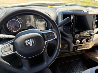 2025 Ram 5500 TRADESMAN in Mont-Tremblant, Quebec - 4 - w320h240cpx