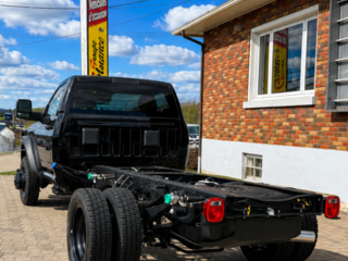 2025 Ram 5500 TRADESMAN in Mont-Tremblant, Quebec - 3 - w320h240cpx