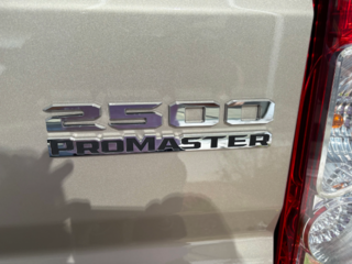 2025 Ram Promaster Cargo Van 2500 SLT in Mont-Tremblant, Quebec - 6 - w320h240cpx