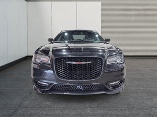 2023 Chrysler 300 S TOIT PANORAMIQUE 300S AWD in Saint-Hyacinthe, Quebec - 2 - w320h240cpx