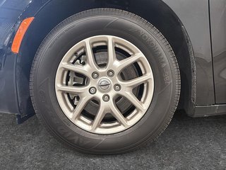 Chrysler Grand Caravan SXT 2024 à Saint-Hyacinthe, Québec - 6 - w320h240cpx