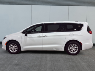 2026 Chrysler Grand Caravan SXT in Saint-Hyacinthe, Quebec - 5 - w320h240cpx