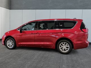 Chrysler Grand Caravan SXT 2027 à Saint-Hyacinthe, Québec - 5 - w320h240cpx