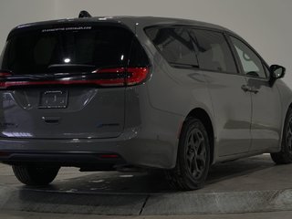 2023  Pacifica Hybrid Limited in Saint-Hyacinthe, Quebec - 4 - w320h240cpx