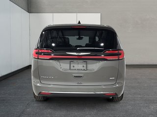 2025 Chrysler Pacifica SELECT AWD in Saint-Hyacinthe, Quebec - 3 - w320h240cpx