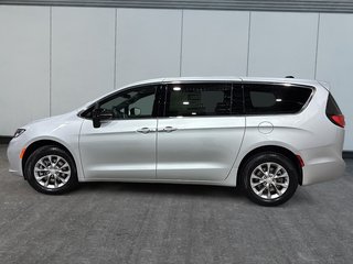 Chrysler Pacifica SELECT AWD 2026 à Saint-Hyacinthe, Québec - 5 - w320h240cpx