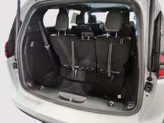 2027 Chrysler Pacifica SELECT in Saint-Hyacinthe, Quebec - 6 - w320h240cpx