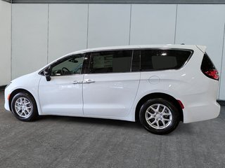 2027 Chrysler Pacifica SELECT in Saint-Hyacinthe, Quebec - 5 - w320h240cpx