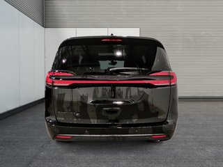 2027 Chrysler Pacifica SELECT in Saint-Hyacinthe, Quebec - 3 - w320h240cpx