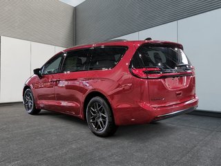 2027 Chrysler Pacifica SELECT in Saint-Hyacinthe, Quebec - 4 - w320h240cpx