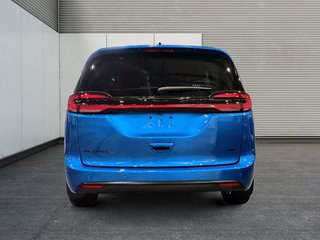 2027 Chrysler Pacifica SELECT AWD in Saint-Hyacinthe, Quebec - 3 - w320h240cpx