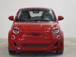 Fiat 500e (RED) Edition 2024 à Saint-Hyacinthe, Québec - 2 - w320h240cpx