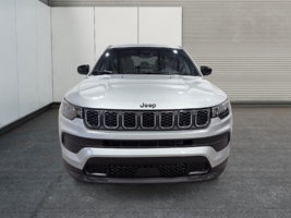 2026 Jeep Compass Sport in Saint-Hyacinthe, Quebec - 2 - w320h240cpx