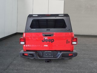 2023 Jeep Gladiator WILLYS 4X4 // BOITE FIBRE // 5 ANS PLAN OR in Saint-Hyacinthe, Quebec - 3 - w320h240cpx