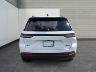 2025 Jeep Grand Cherokee LIMITED in Saint-Hyacinthe, Quebec - 3 - w320h240cpx