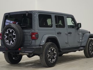 2024 Jeep WRANGLER 4-Door SAHARA in Saint-Hyacinthe, Quebec - 4 - w320h240cpx