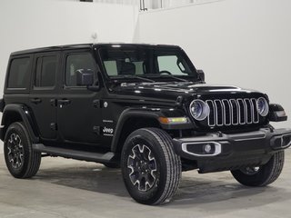 2024 Jeep WRANGLER 4-Door SAHARA in Saint-Hyacinthe, Quebec - 3 - w320h240cpx