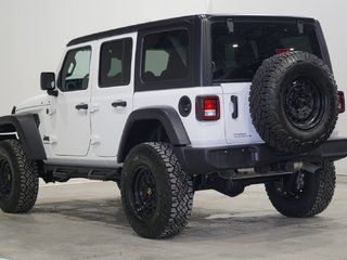 2024 Jeep WRANGLER 4-Door SPORT S in Saint-Hyacinthe, Quebec - 2 - w320h240cpx