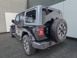 2024 Jeep WRANGLER 4-Door SAHARA in Saint-Hyacinthe, Quebec - 4 - w320h240cpx