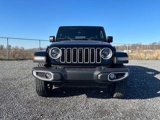 Jeep WRANGLER 4-Door SAHARA 2024 à Saint-Hyacinthe, Québec - 2 - w320h240cpx