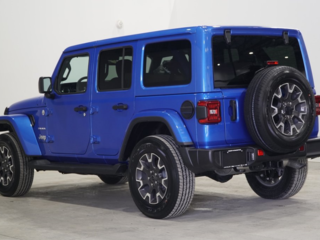 2024 Jeep Wrangler 4-Door SAHARA in Saint-Hyacinthe, Quebec - 4 - w320h240cpx