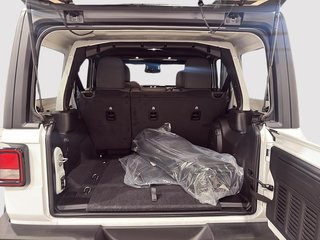 Jeep Wrangler 4-Door SPORT S 2026 à Saint-Hyacinthe, Québec - 6 - w320h240cpx