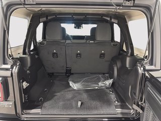 Jeep Wrangler 4-Door SPORT S 2026 à Saint-Hyacinthe, Québec - 6 - w320h240cpx