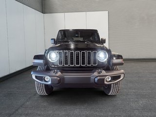 2026 Jeep Wrangler 4-Door SAHARA in Saint-Hyacinthe, Quebec - 2 - w320h240cpx